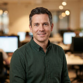 Foto del profilo di Daniel Carter, con il ruolo di Chief Technology Officer in Aperta Crescitura
